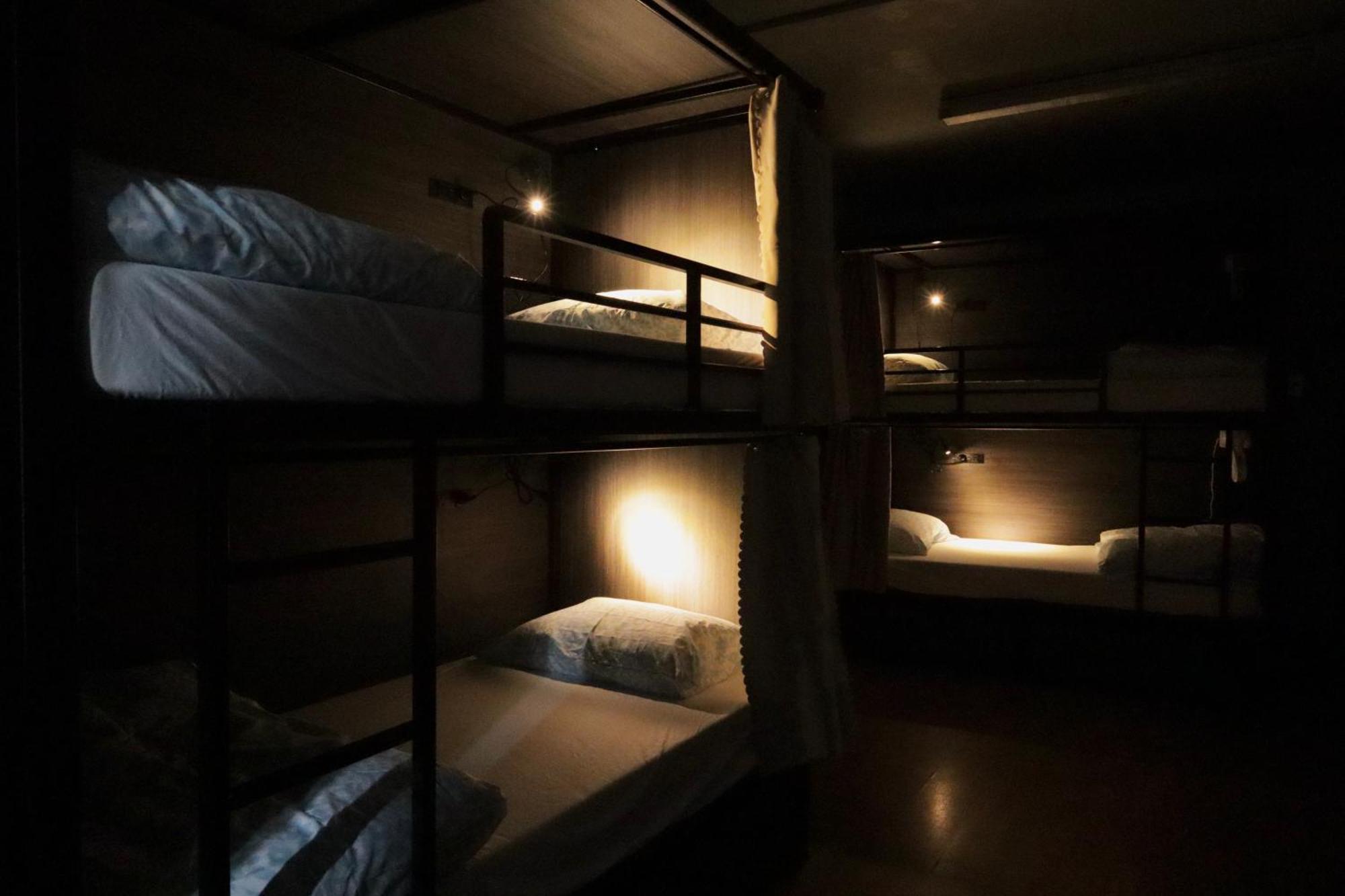 Ritz For Backpackers Pansiyon Melbourne Dış mekan fotoğraf