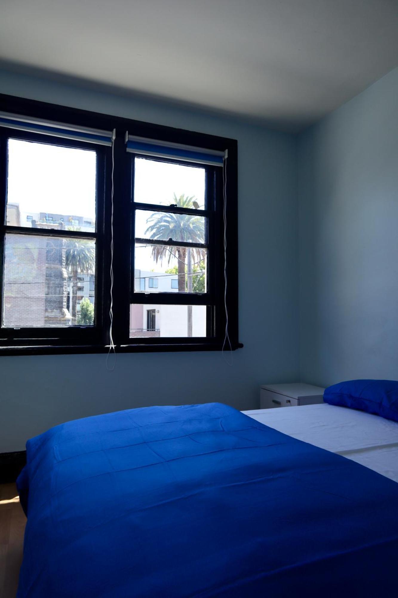 Ritz For Backpackers Pansiyon Melbourne Dış mekan fotoğraf